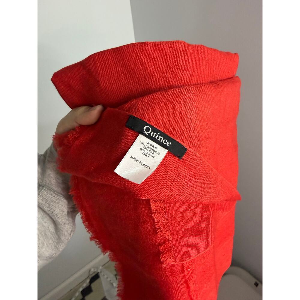Quince Featherweight Cashmere Silk Frayed Edge Scarf in Red MSRP $225 sold out - Picture 4 of 5